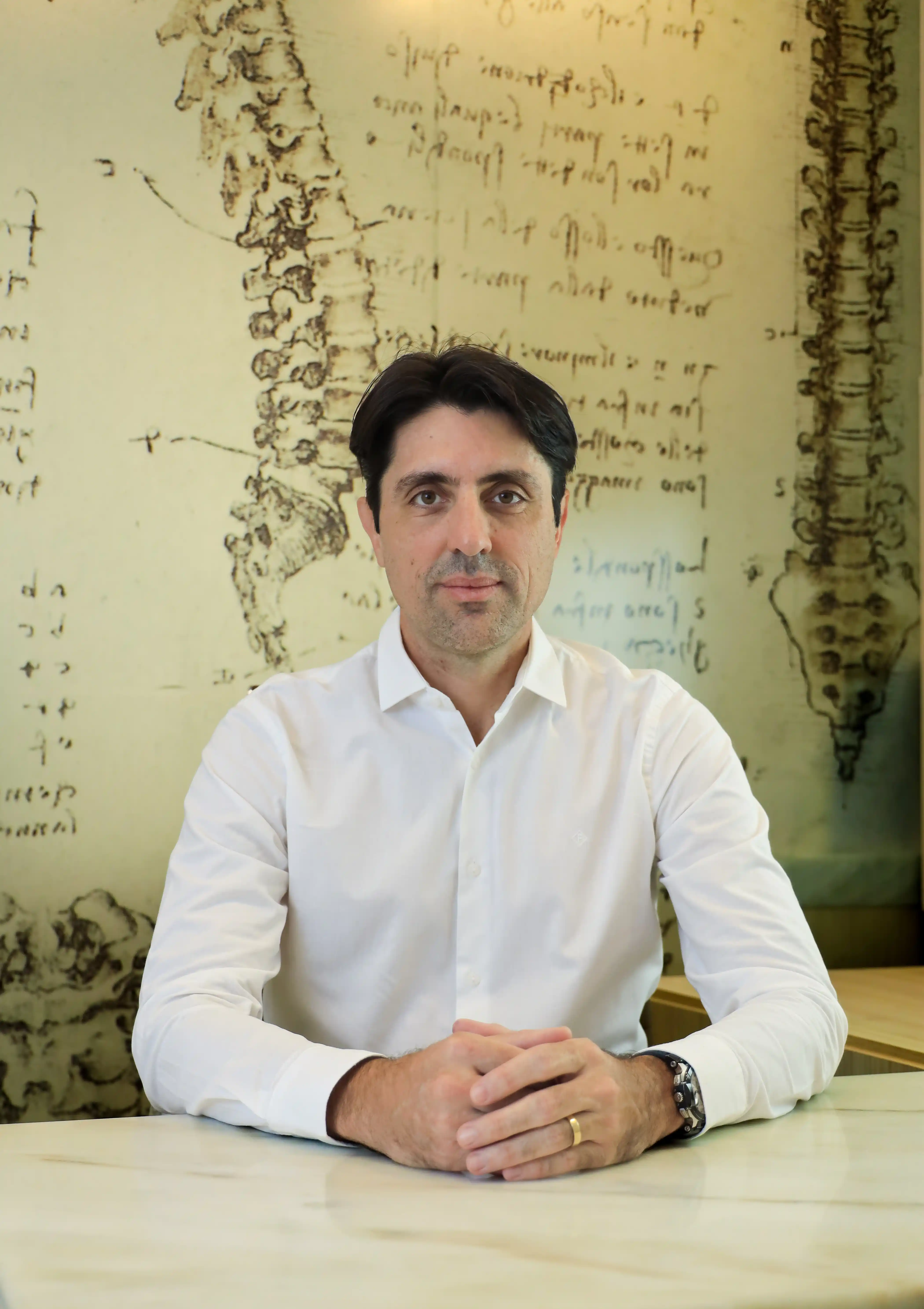 Dr. Leonardo Aguiar